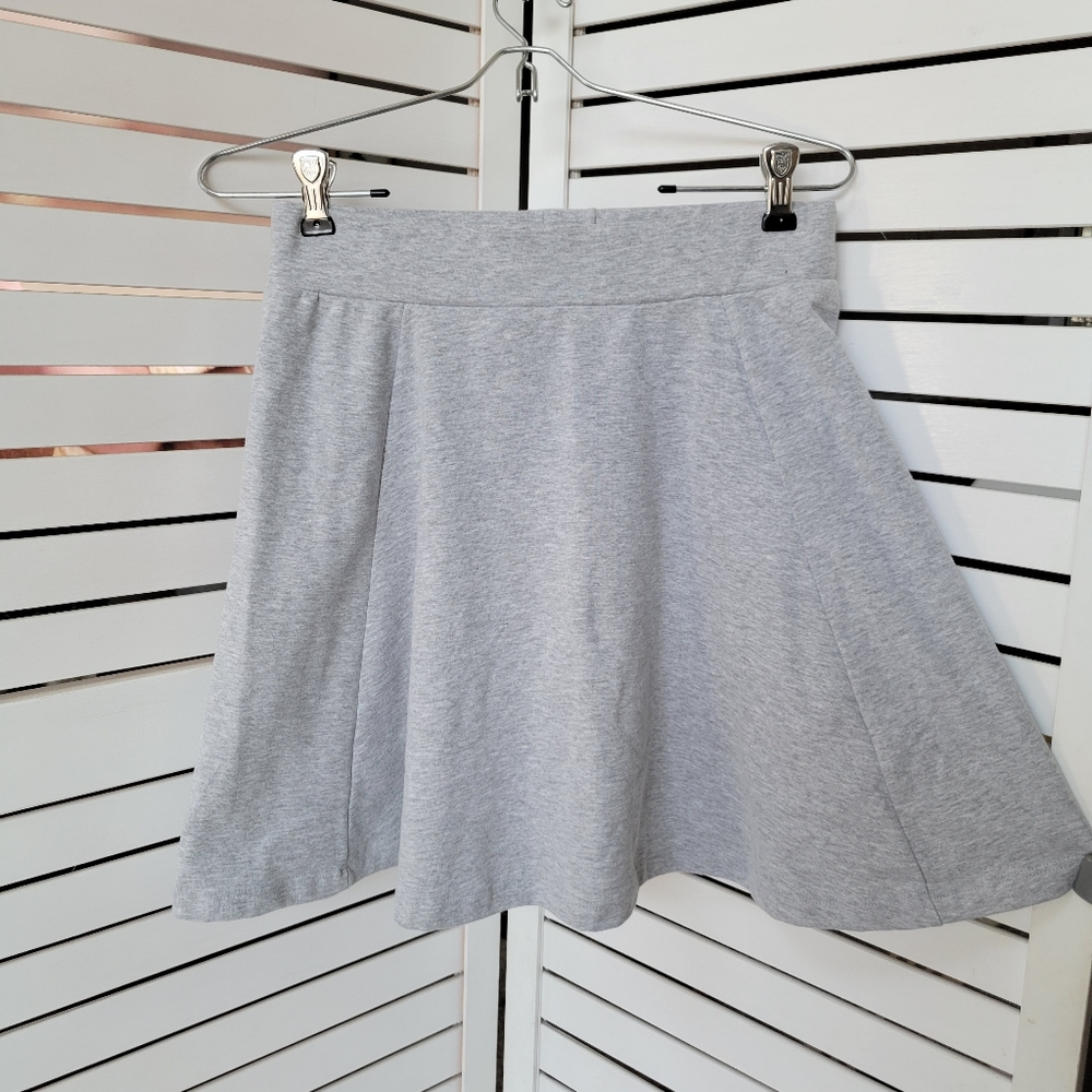 Elastic Gray Skater Skirt